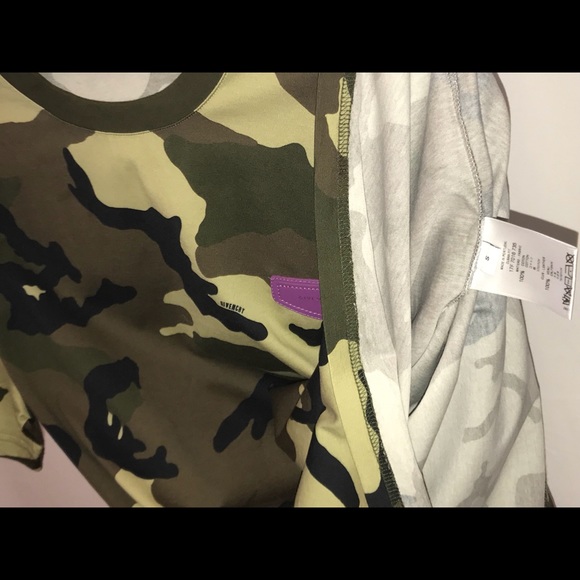 Women’s Givenchy Camouflage T-shirt - Picture 3 of 4